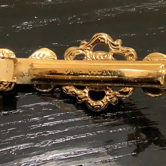 Vintage French Hair Clip - Picture 3 of 6